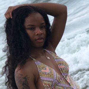 Meet your Posher, Trae